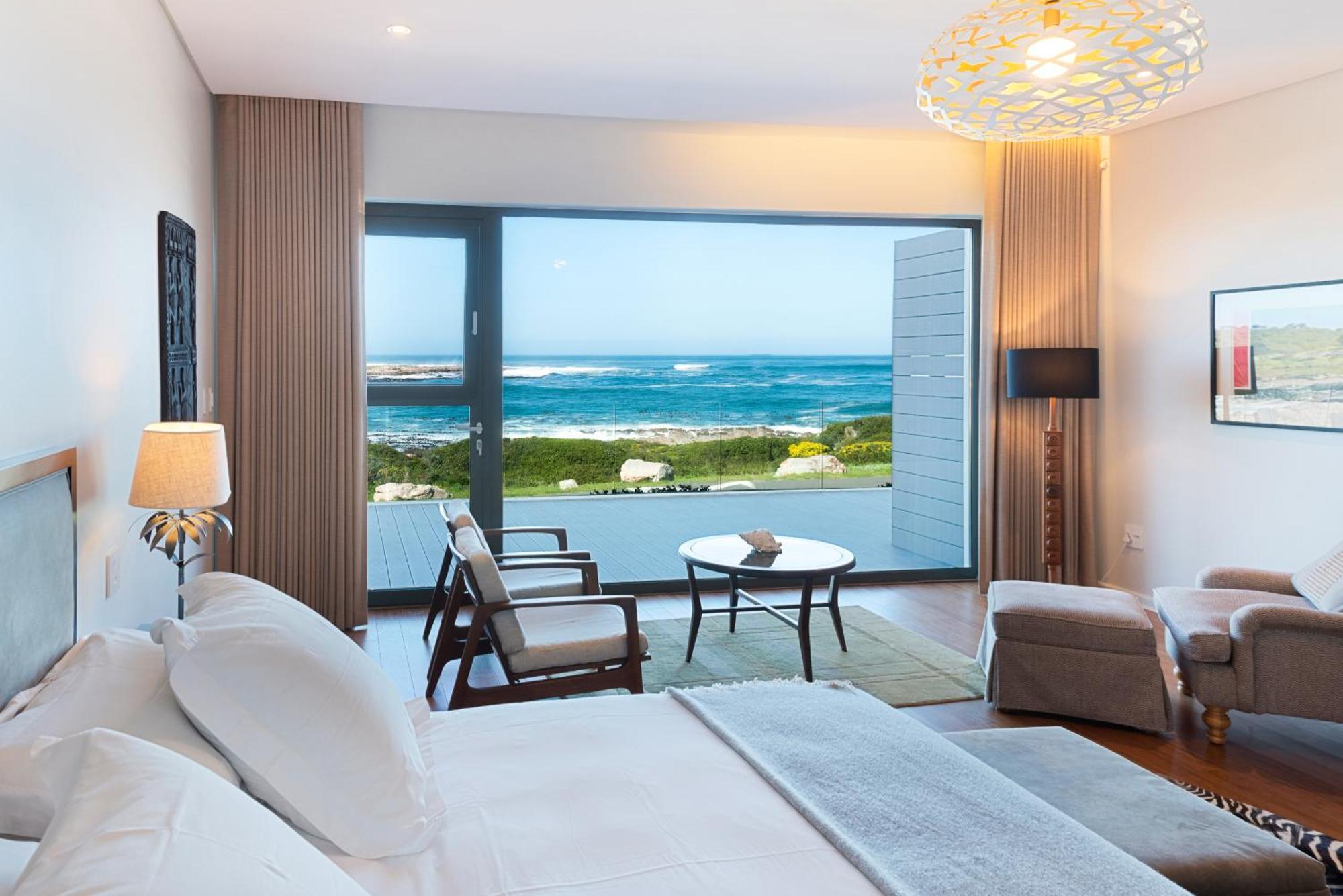 Schulphoek Seafront House Hermanus Zewnętrze zdjęcie A room at the hotel